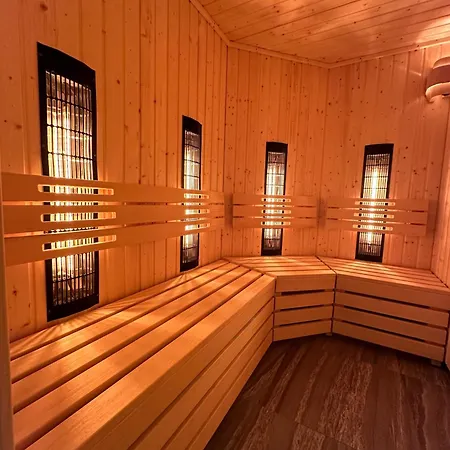 Baltic Style - Free Swimming Pool, Saunas & Fitness - Kasprowicza 20 Apartment